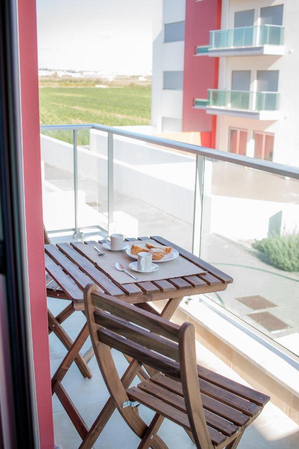 Ferienwohnung RestlessWave Peniche Exterior foto